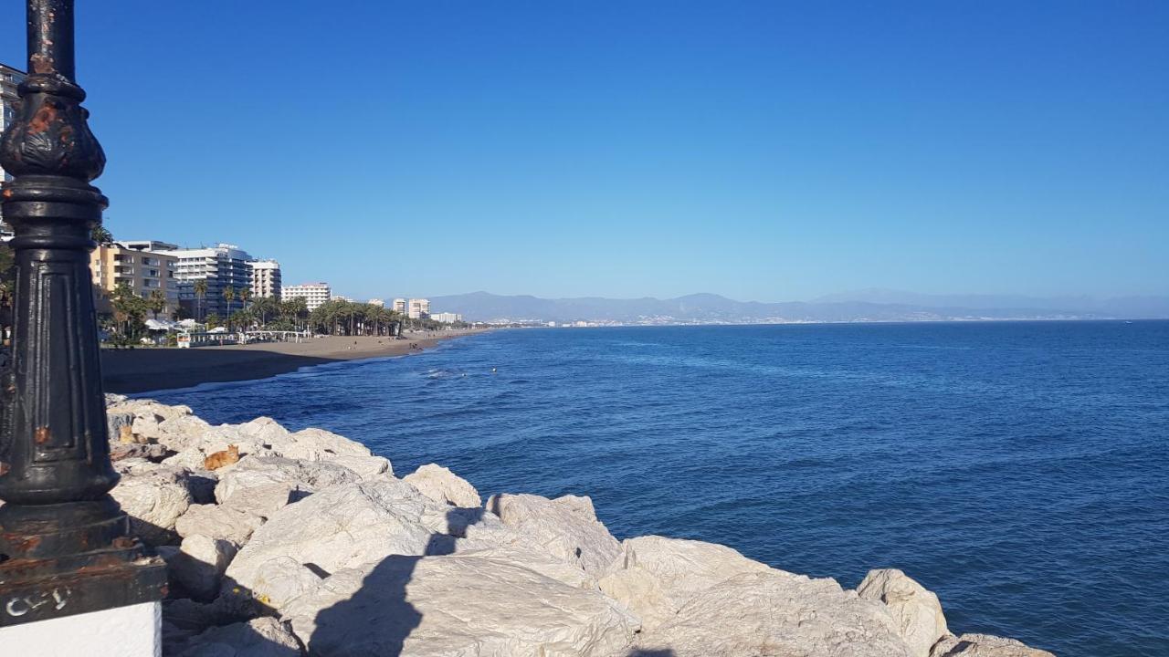 Impresionante Primera Linea De Playa, Bajondillo Beach Torremolinos Exteriör bild